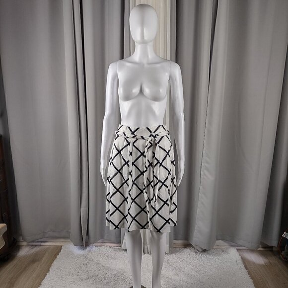 INC International Concepts Dresses & Skirts - INC Women's Black And White Box Pleat Flare Side Zip Cotton Blend Skirt Size 12